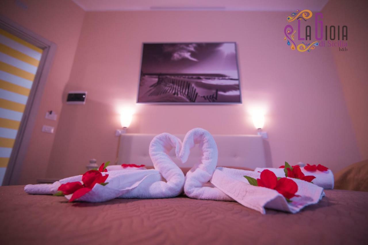 La Gioia Di Sicilia B&B Avola Bagian luar foto
