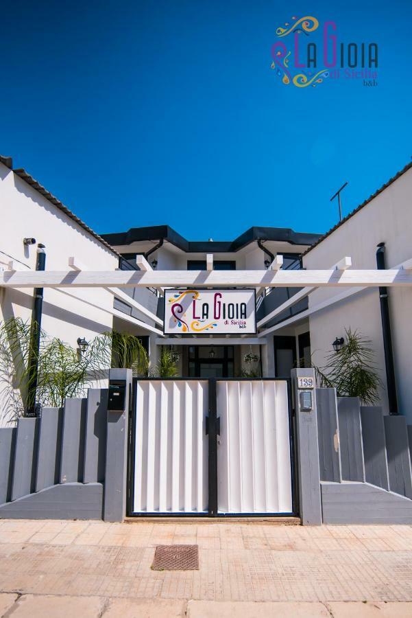 La Gioia Di Sicilia B&B Avola Bagian luar foto