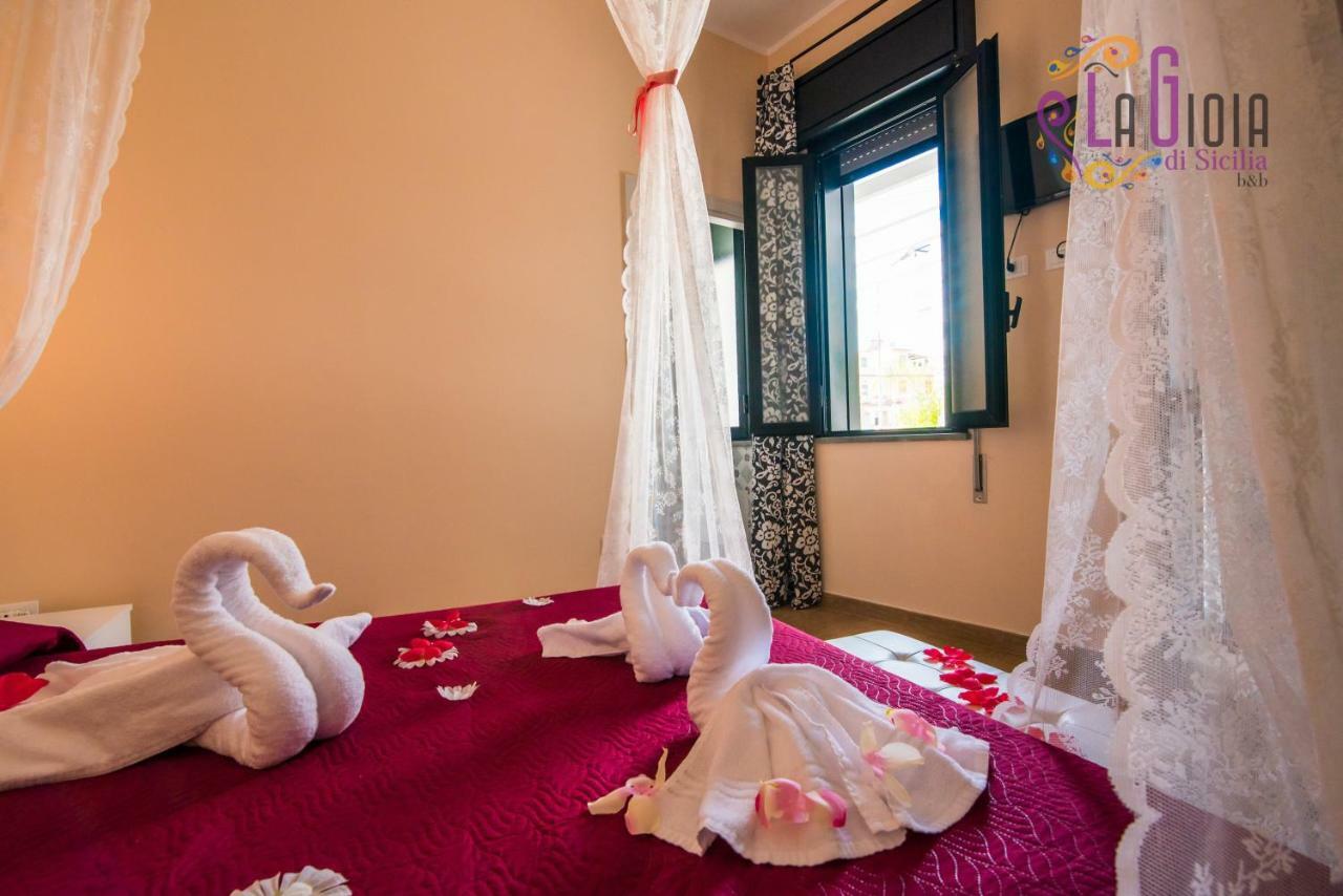 La Gioia Di Sicilia B&B Avola Bagian luar foto